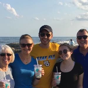 Meet your Posher, Art